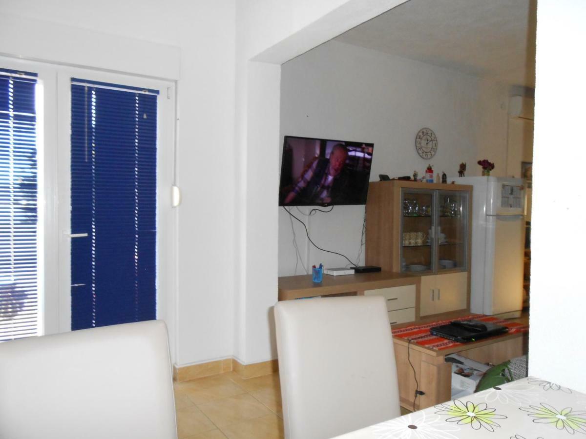 Gogi Apartman Donji Okrug  Екстериор снимка