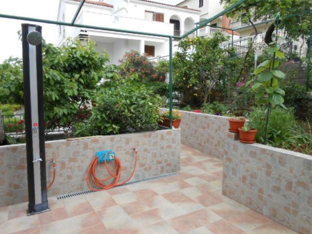 Gogi Apartman Donji Okrug  Екстериор снимка